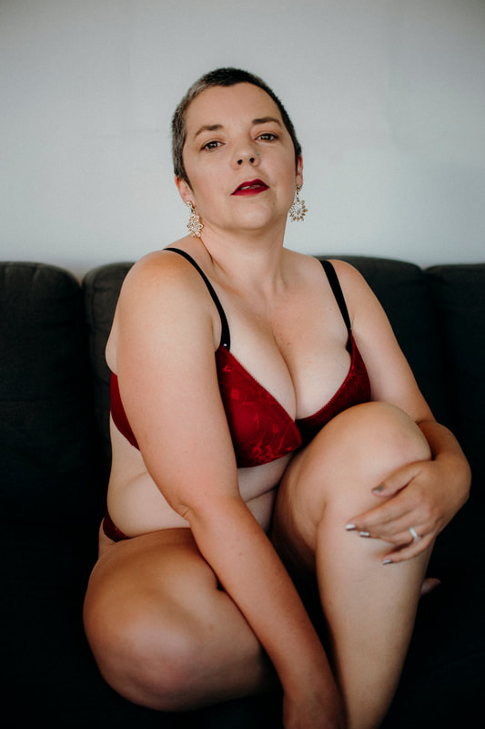 Plus size, intimate and body positive boudoir and lingerie photographer in Auckland- Ainsley DS Photography