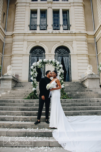 Beautiful wedding & elopement photographer in Paris, France